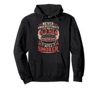Never Underestimate An Old Man with A Smoker Funny Pitmaster Felpa con Cappuccio