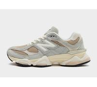 New Balance 9060 Sneakers, Grigio/Marrone, 9 Women/7.5 Men