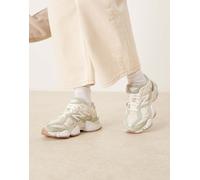 New Balance - 9060 - Sneakers bianco sporco e verdi 37.5