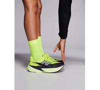 New Balance - Fuelcell Rebel - Sneakers da corsa da donna verde fluo e nere 37.5