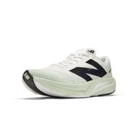 New Balance FuelCell Rebel V4 - Scarpe da Corsa da Uomo, Argilla Frassino/Bianco/Nero, 42 EU
