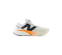 Scarpe da running New Balance FuelCell SuperComp Pacer v2 197967707711 in taglia 43 EU