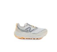 New Balance - Scarpe trail - Hierro V9 W Sea Salt/White Peach per Donne in Poliestere Riciclato - Taglia 38 - Beige