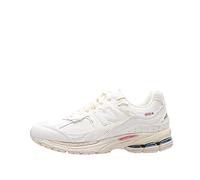 New Balance M2002RDC Protection Pack - Sneaker da Uomo, 45,5 EU, Sea Salt White Grey, Stile retrò, da Corsa, ABZORB N-ergy Comfort Suede Mesh