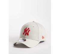 New Era League Essential 9forty New York Yankees Cap Beige