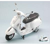 NEW RAY 1/12 MOTORINO PIAGGIO VESPA GTS 300 SUPER 2008 MODELLINO AUTO STATICO
