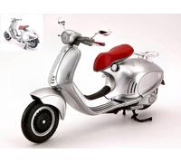 New Ray NY57613S VESPA 946 2013-15 SILVER 1:12 Modellino