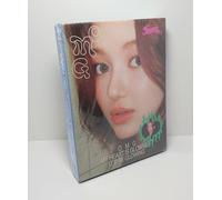 NewJeans 1° album singolo [OMG] scheda messaggio CD DANIELLE + libro + scheda...