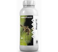 NEWPHARM Blucyp EC Insetticida per Blatte Formiche Mosche Zanzare Vespe 1 litro