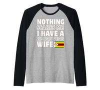 Niente Mi spaventa Avere la Moglie dello Zimbabwe San Valentino Maglia con Maniche Raglan