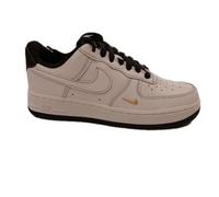 NIKE Air Force 1 Scarpe da Basket in Vera Pelle, Bianco e Nero con Dettagli Oro, Suola Air, Stile Classico Anni '80 (Sistema Taglie Calzature EU, Adulto, Numero, Media, 36)
