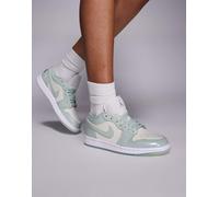 Nike - Air Jordan 1 Low Se - Sneakers bianche e verdi-Bianco WM 5.5