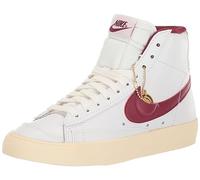 NIKE DV7003-100 Blazer Low '77 SE Donna, White/Team Red-Muslin-Mtlc Gold Star EU 40