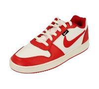 Nike EBERNON Low Prem Scarpe da Basket, Uomo, Bianco (White/Univ Red/Black 101), 45.5 EU (10.5 UK)