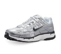 Nike FD9876-101 P-6000 Donna, White/Black-Metallic Silver EU 44