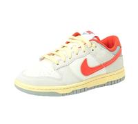 Nike FJ5429 Dunk Low Uomo, Sail/Picante Red-Photon Dust EU 37.5