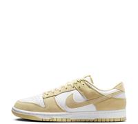 Nike FQ8249-102 Dunk Low Retro SE Uomo, White/TM Gold-White EU 44.5