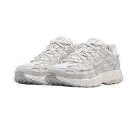 NIKE IF1756-100 W P-6000 SE Donna, Summit White/Wolf Grey-VAST Grey EU 37.5