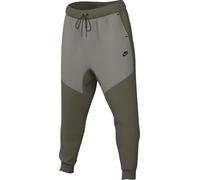 Nike Sportswear Pantaloni 'TCH FLC' oliva / verde chiaro, Taglia 31-32