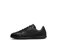 Nike Jr. Mercurial Vapor 15 Club IC, Little/Big Kids' Indoor/Court Soccer Shoes, Black Dk Smoke Grey Summit White Volt, 38.5 EU