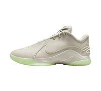 NIKE Lebron XXII, Sneaker Uomo, Light Bone/Soft Pearl-Vapor Green, 42.5 EU