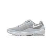 NIKE Men's Air Max Invigor Basketball Shoe