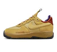 NIKE Nike Air Force 1 WildSneaker da donna, oro grano/arancione robusto/campo viola, 37 EU