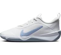 NIKE Omni Multi-Court (GS), Sneaker, White/Cobalt Bliss-White, 36 EU