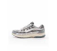 Nike - P-6000 - Sneakers unisex color grigio e bianco sporco-Argento MW 8
