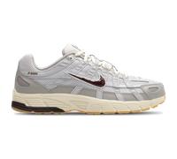 Nike P-6000 Uomo - Sneakers Marrone - Taglia 44.5 - Rete/Sintetico Maroon 44.5