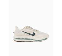Nike Pegasus Premium Scarpe da running 42 Bianco