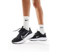 Nike Running - Quest 6 - Sneakers nere e bianche-Nero 38.5
