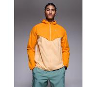 Nike Stride Jacket Giacca da corsa Uomini-crema, argento