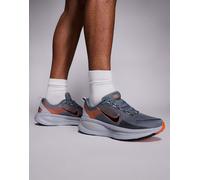 Nike Running - Vomero 18 - Sneakers grigie e arancioni-Grigio MW 11.5