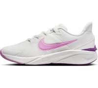 Nike Star Runner 4 Straßenlaufschuh für Ältere Kinder, Scarpe da Corsa Unisex-Bambini e Ragazzi, White Beyond Pink Viotech Summ, 38 EU