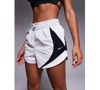 Nike - Street - Pantaloncini da 3“ a pannelli grigi e neri-Grigio XS