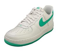 Nike Team Hustle D 11 (HF4864-094, tinta platino/verde stadio) taglia 6,5, Tinta platino/verde stadio, 39 EU