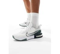 Nike Training - Air Max Alpha 6 - Sneakers verdi e bianco sporco MW 12