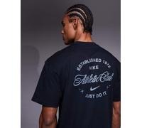 Nike Training - Athletic Club - T-shirt nera con stampa grafica sul retro-Nero XL