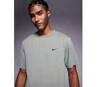 Nike Training - Dri-FIT Hyverse UV - T-shirt kaki chiaro-Verde S