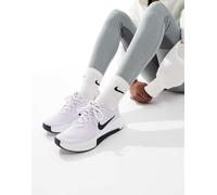 Nike Training - MC 3 - Sneakers lilla e bianche-Viola WM 12
