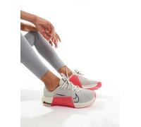 Nike Training - Metcon 9 - Sneakers grigio chiaro e rosa 44