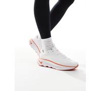 Nike Training - Motiva - Sneakers bianche e arancioni-Bianco WM 10.5