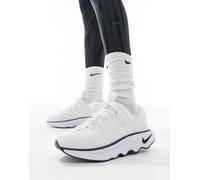 Nike Training - Motiva - Sneakers color bianco triplo WM 10.5