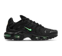 NIKE Air Max Plus TN Black Green Strike