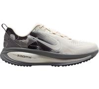Nike Vomero 18 SE Scarpe da running 41 Bianco