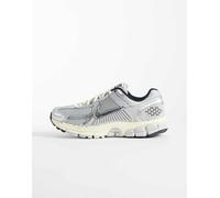 Nike - Vomero 5 - Sneakers color grigio cromo e bianco UK 6 - 39