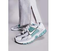 Nike Zoom - Vomero 5 - Sneakers unisex verde chiaro e argento WM 10.5