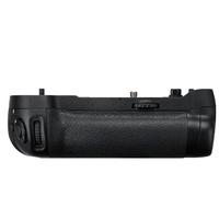 NIKON BATTERY GRIP MB-D17 PER D500 NUOVO garanzia Nital 4 anni Ufficiale