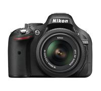 Nikon D5200 + Kit fotocamera reflex AF-S DX NIKKOR 18-55 mm 24,1 MP CMOS 6000 x 4000 pixel Nero - Nouvo